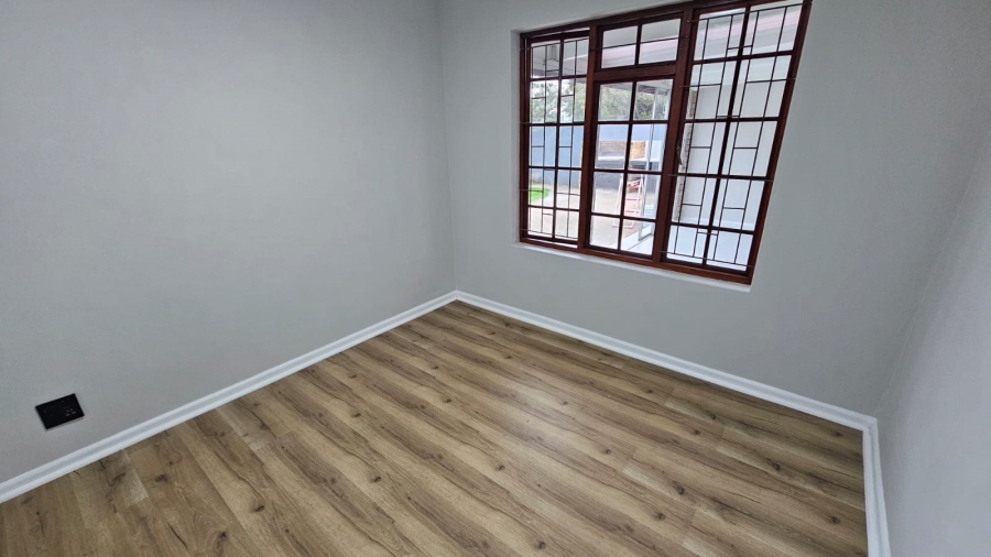3 Bedroom Property for Sale in Dobson Western Cape